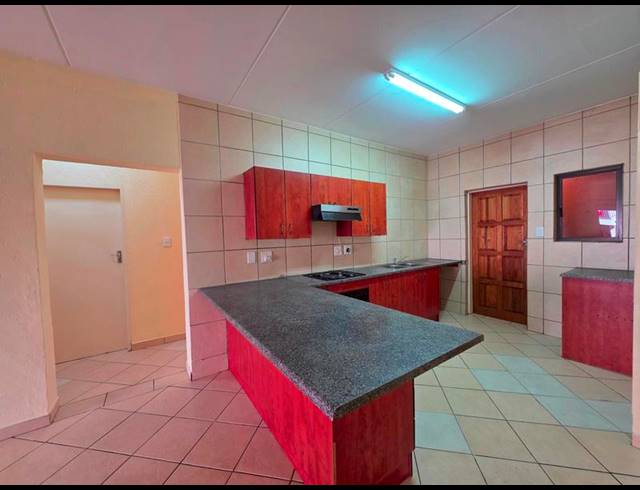 2 BEDROOM PROPERTY TO RENT IN NORTHGATE